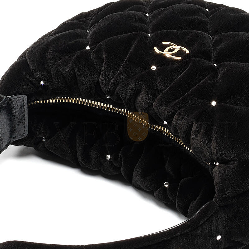 Ch**el pouch ap4863 (19*11*8cm)